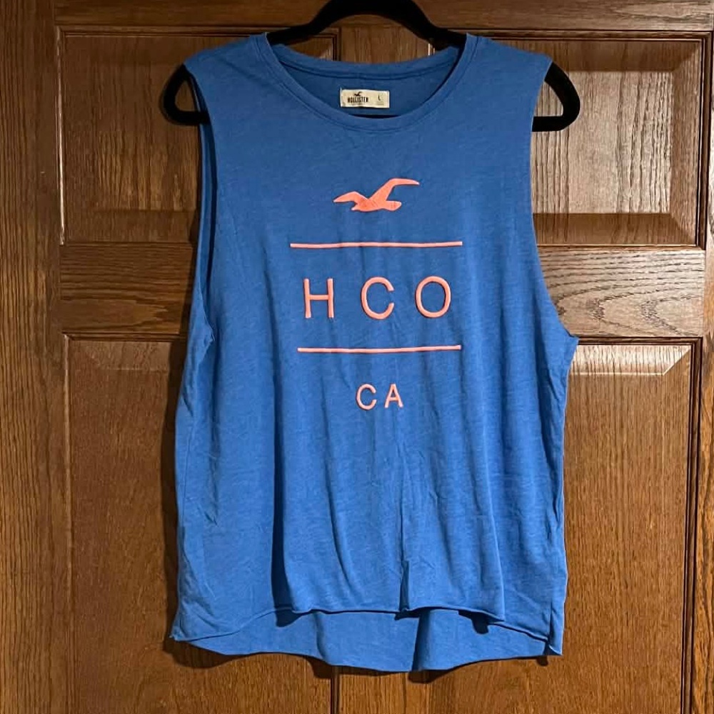 Muscle tee